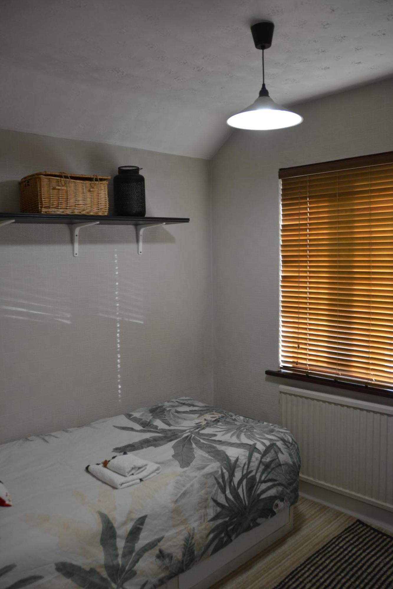 Cozy, Modern, Spacious 4 Bedroom House In London Romford Exterior foto